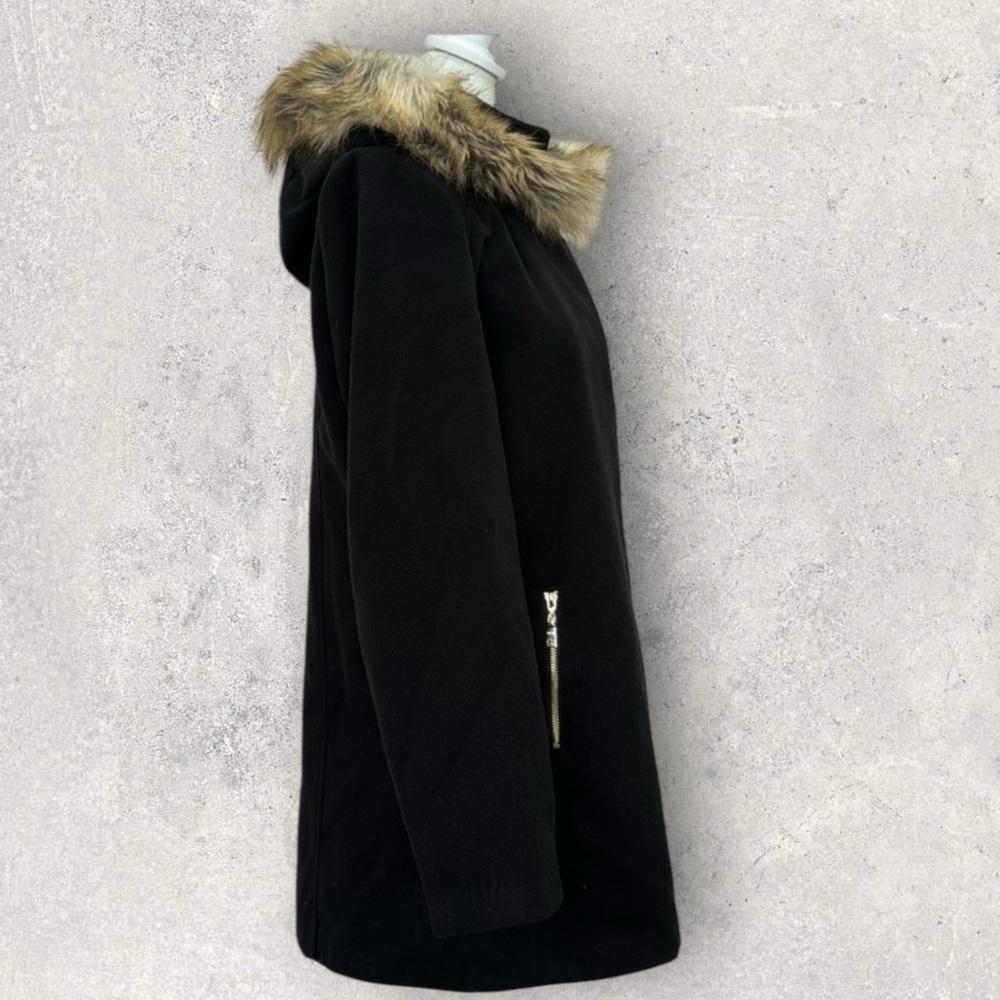 Femme Fatale Women’s Coat - Picture 7 of 12